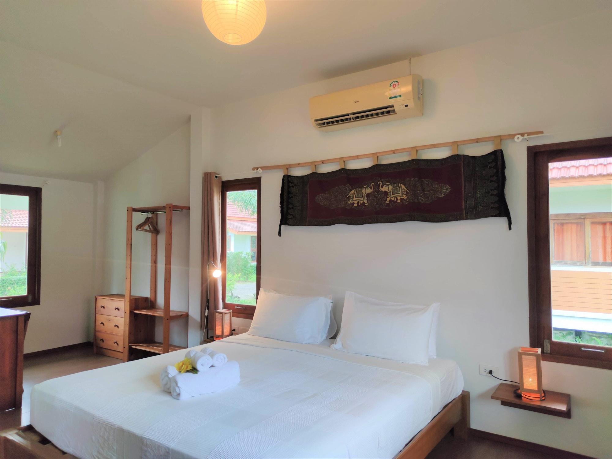Armonia Village Resort And Spa Chumphon Ngoại thất bức ảnh