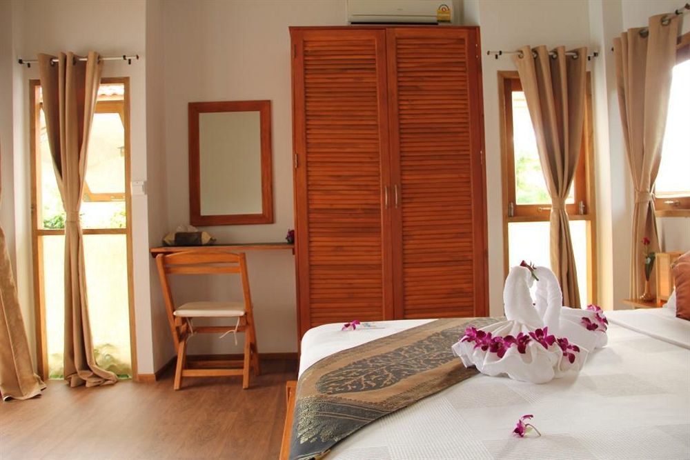 Armonia Village Resort And Spa Chumphon Ngoại thất bức ảnh