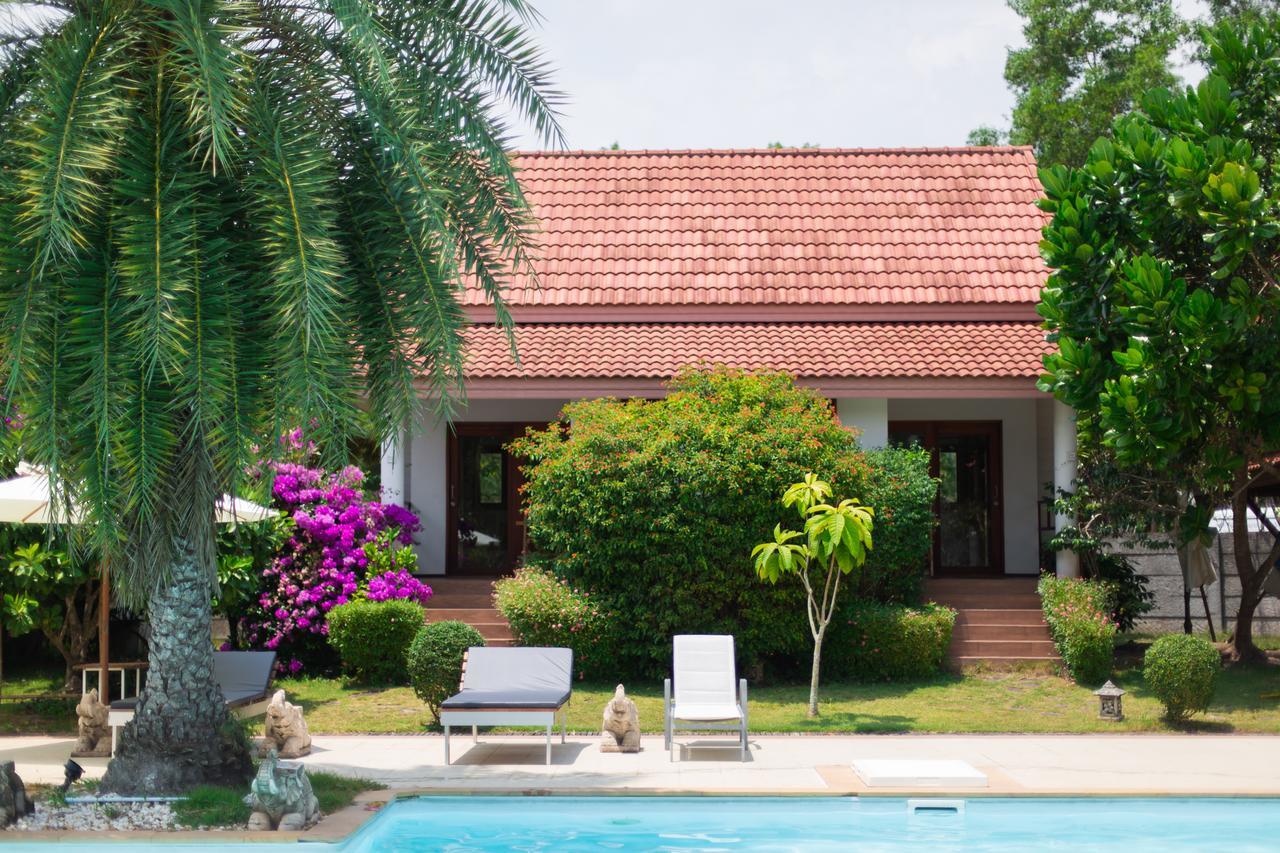 Armonia Village Resort And Spa Chumphon Ngoại thất bức ảnh