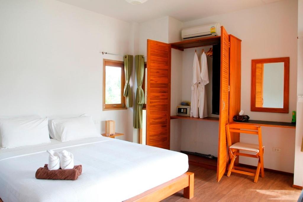 Armonia Village Resort And Spa Chumphon Ngoại thất bức ảnh